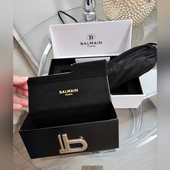 Balmain 55mm Cat Eye Sunglasses. - Picture 9 of 16